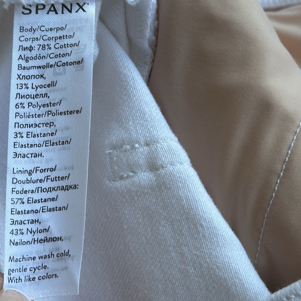 SPANX Distressed Skinny Jeans - Picture 14 of 15